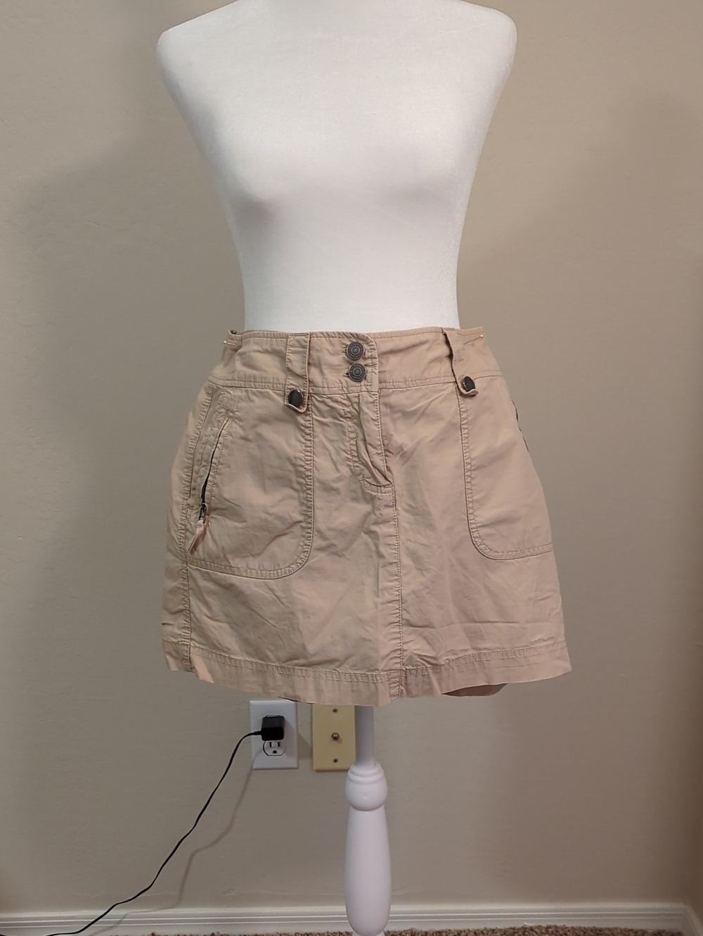 New York & Company Tan Utility Mini Skort with Front Zipper Pockets